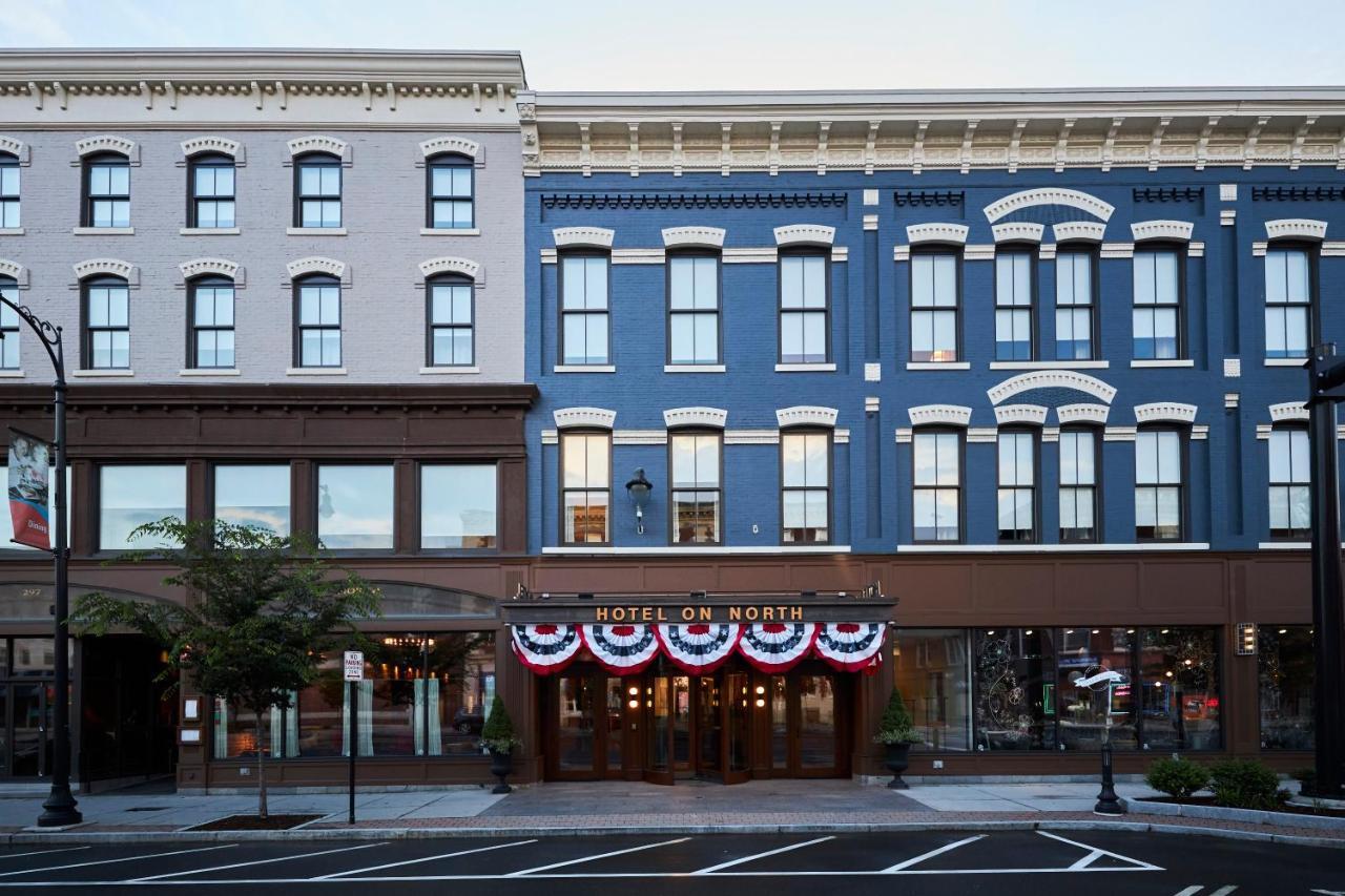 Hotel On North Pittsfield Exterior photo